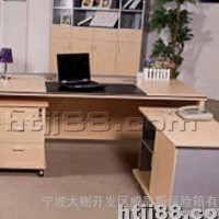 北京直销木质办公桌 ，经理桌，环保家具值得信赖
